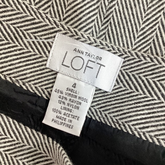 .135 Loft Women’s Grey Black Wool Aline Mini Skirt Pleated Tweed Fabric Side Zip - Picture 3 of 3